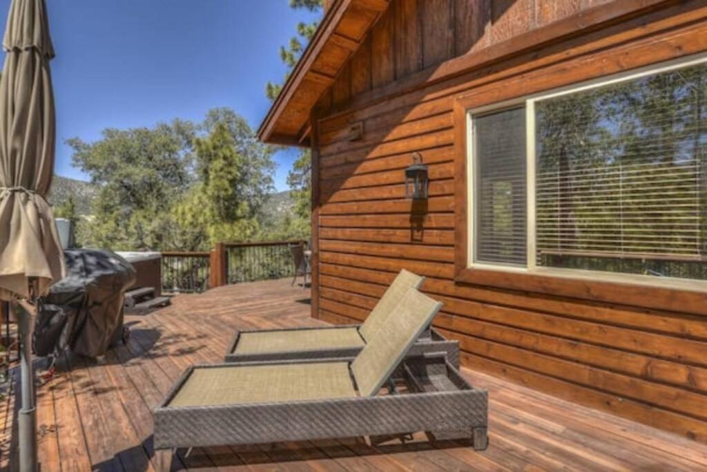Custom Single Story Cabin With Jacuzzi Pool Table & Big Game Room With Arcade Games Big Bear Lake Kültér fotó